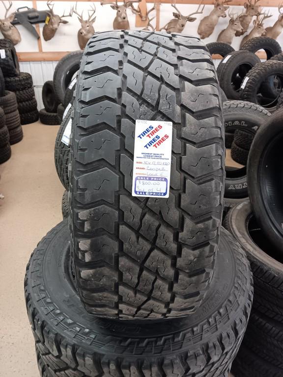 35X12.50R20 Cooper Discover S/T Maxx Tires Set of 4
