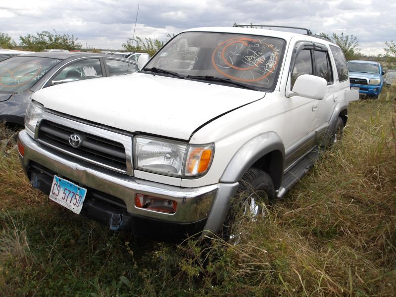 D213  1997 TOYOTA 4RUNNER 1/2 TON