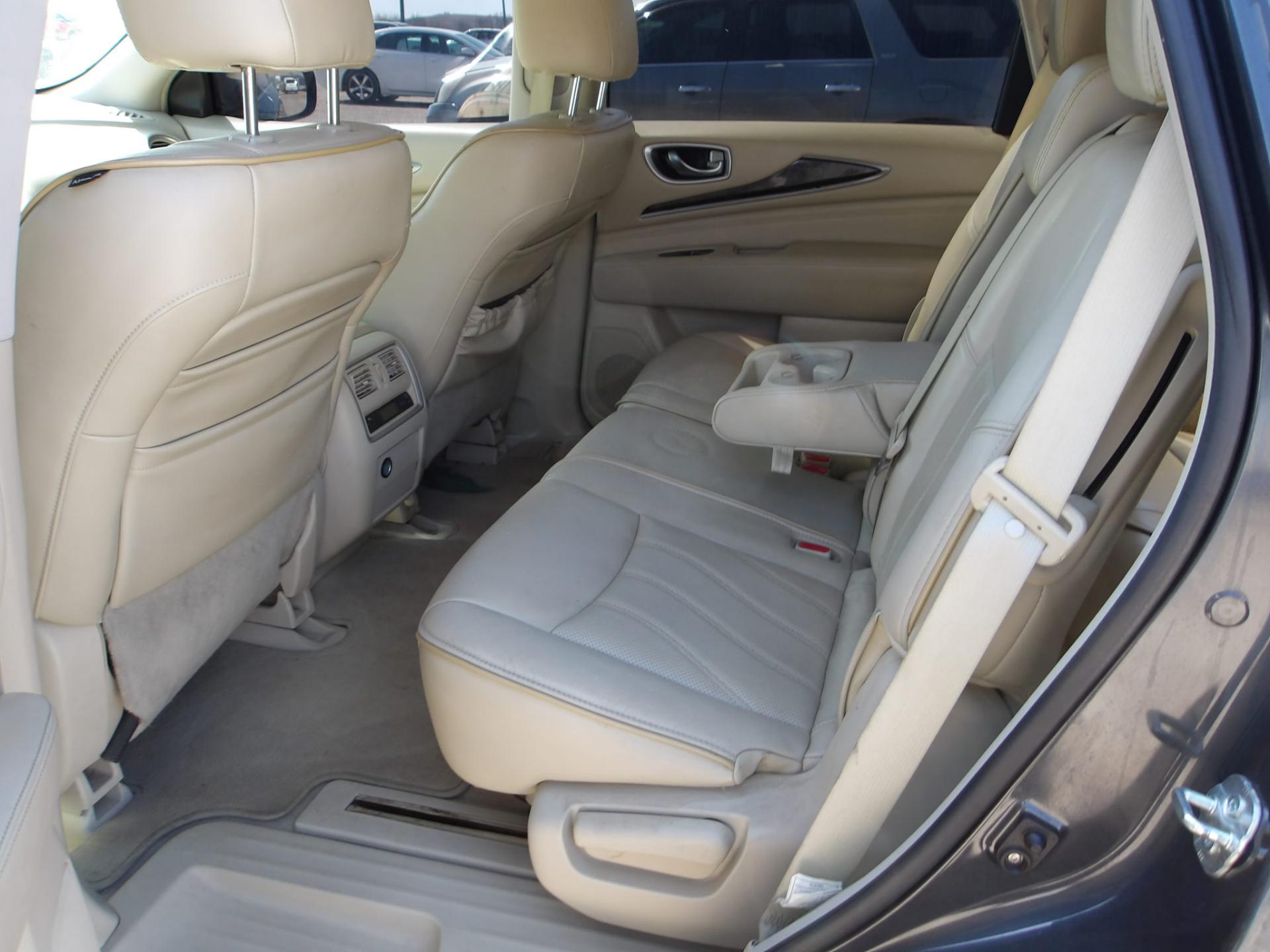 C1 - 2013 Infiniti JX35 REPO