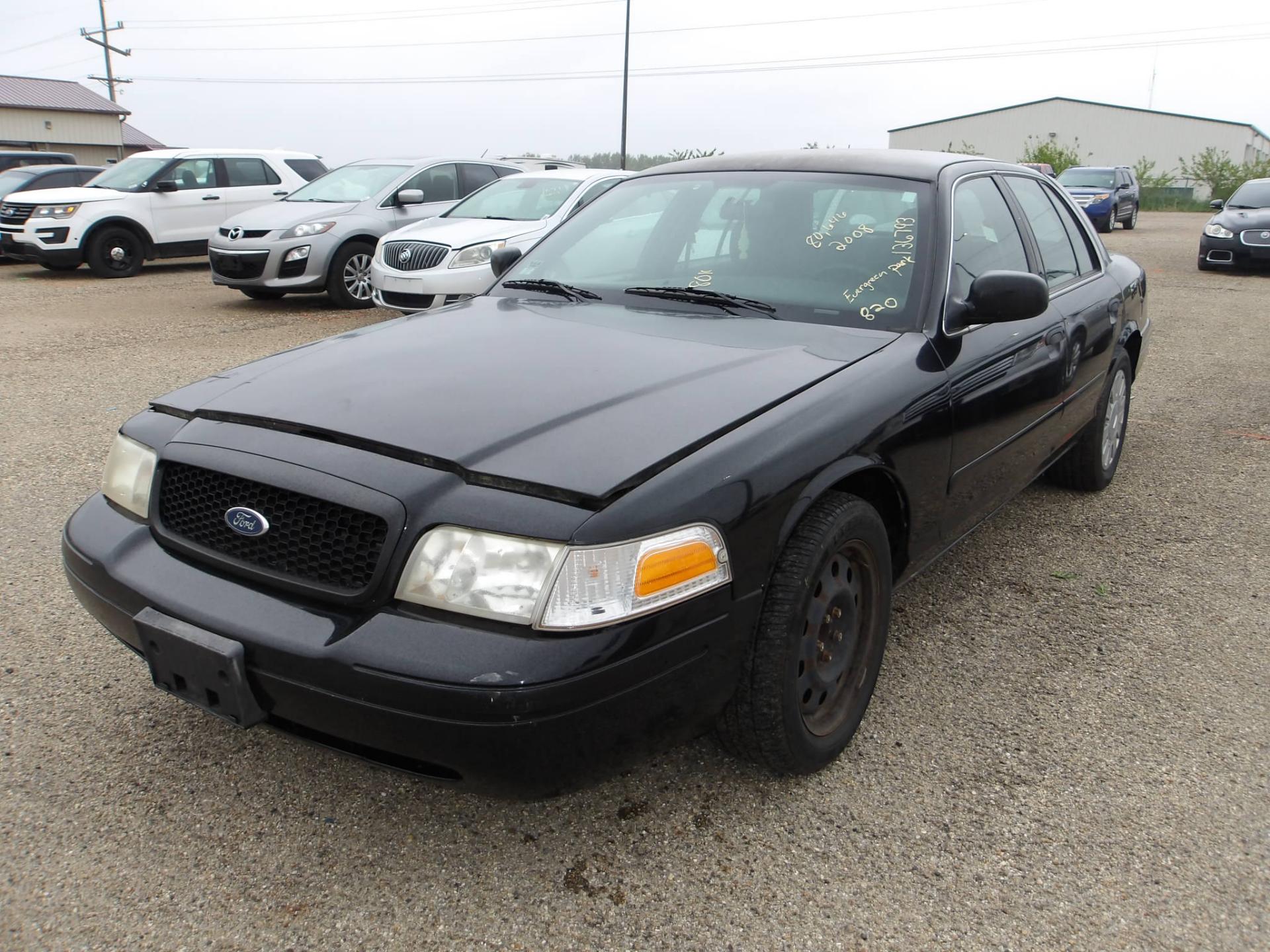 D38 - 2008 Ford Crown Victoria Police Interceptor