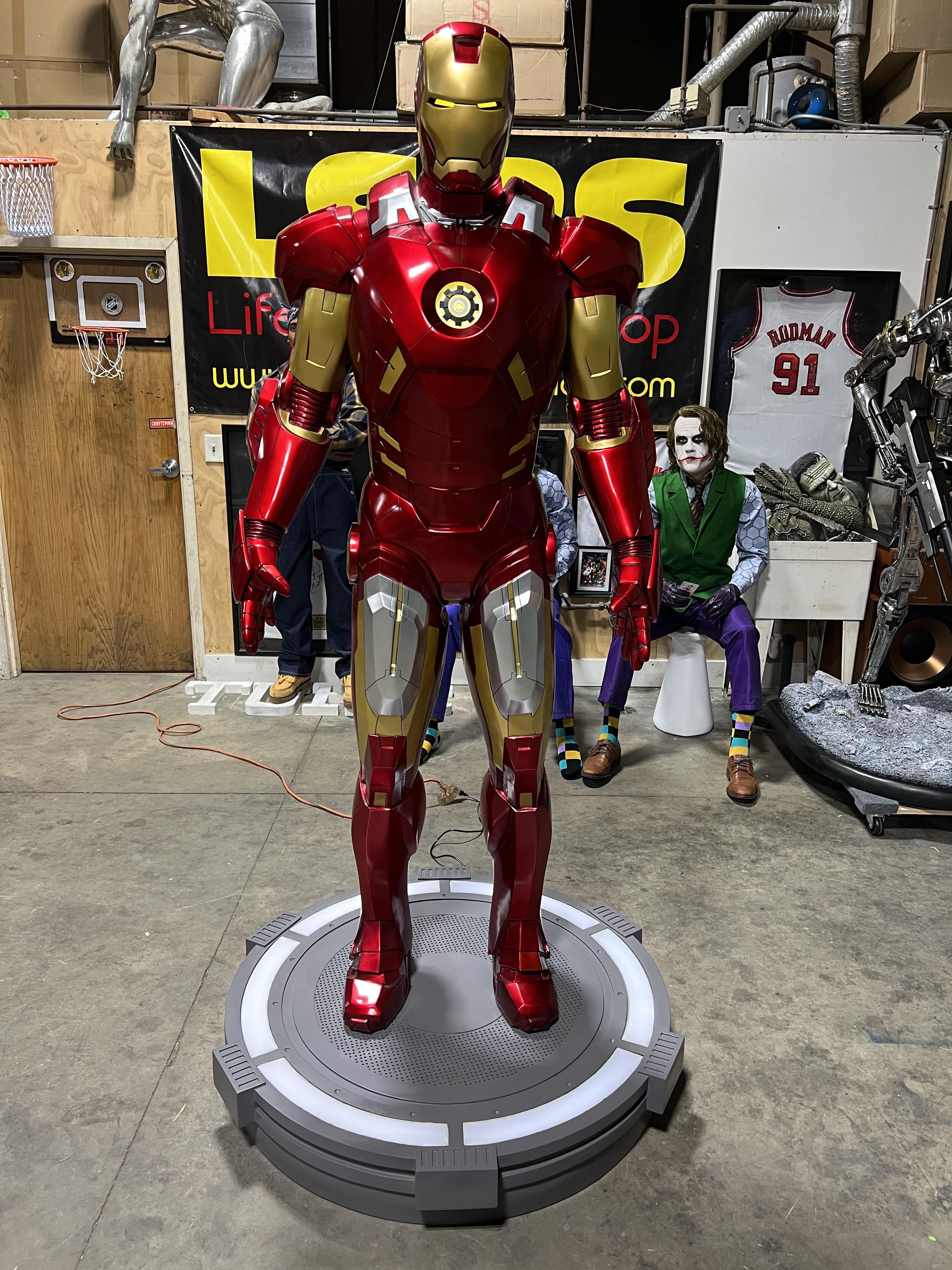 Sideshow Ironman Mark VII with LED Lights Sideshow Ironman Mark VII with LED Lights