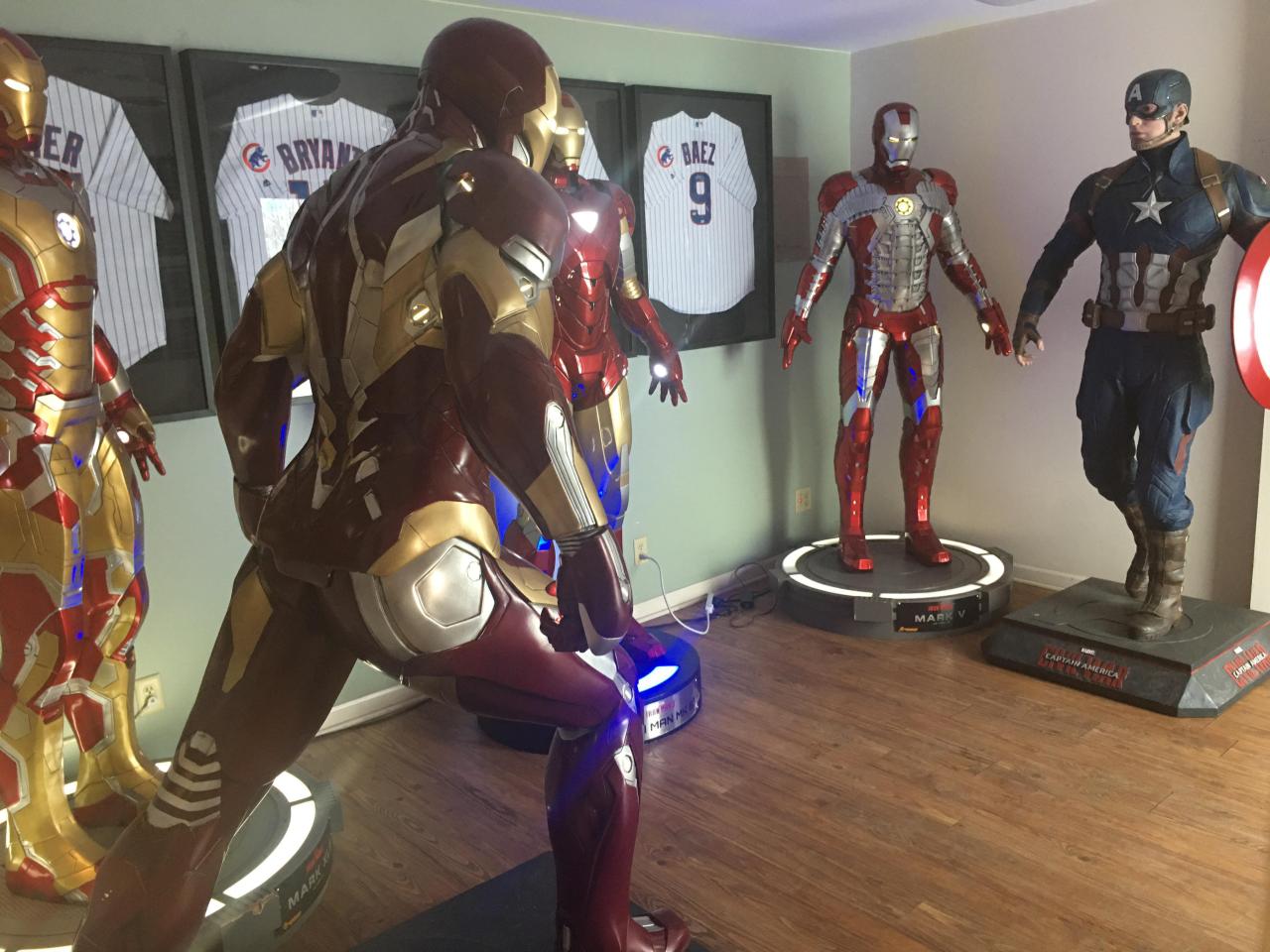 Marvel “Captain America: Civil War” 3 Piece Set War Machine Ironman