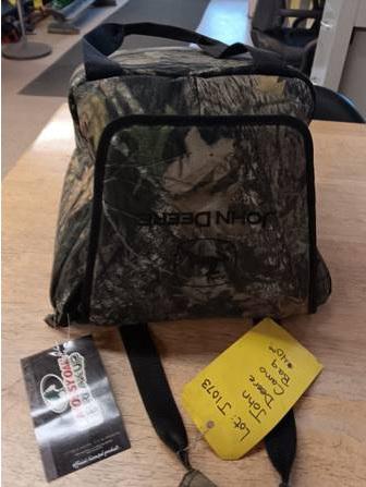 Mossy Oak John Deere Camo Bag - Lot # J1073