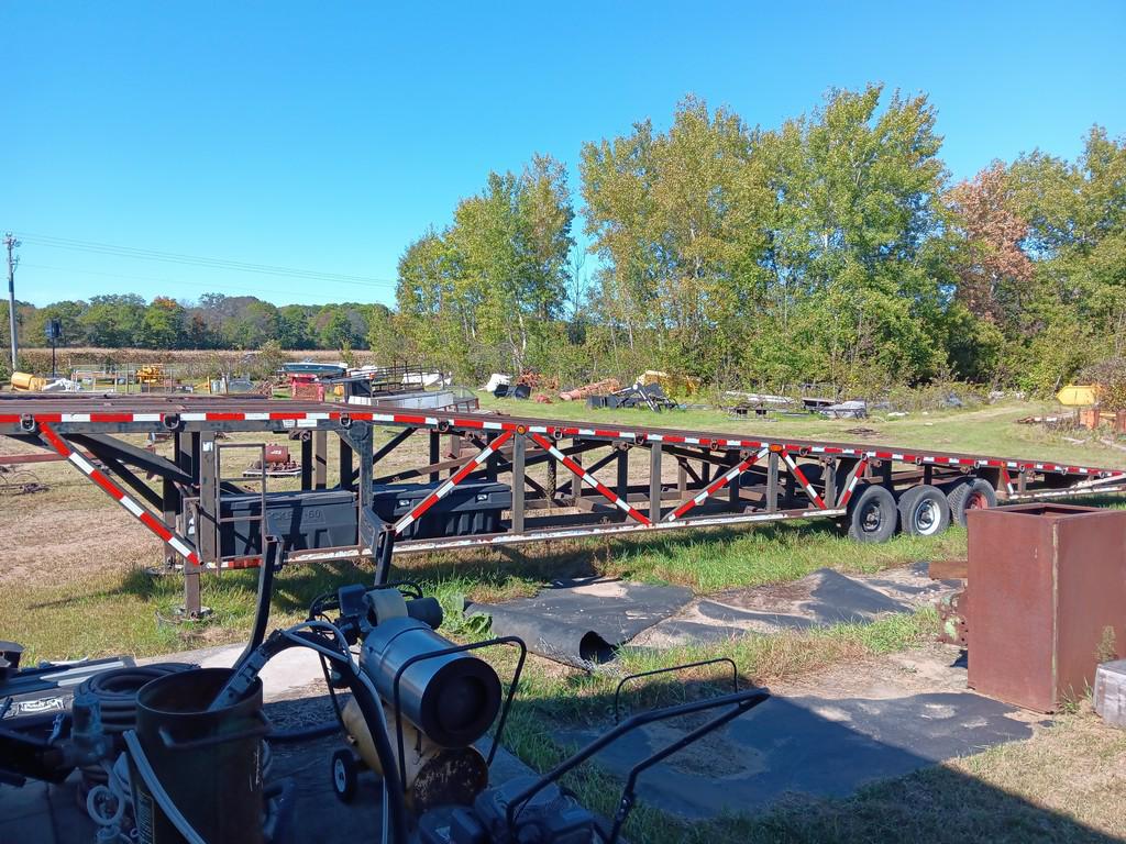Beatrice Motor Mart Mfg Gooseneck Tri Axle Wedge Trailer - Item # 29