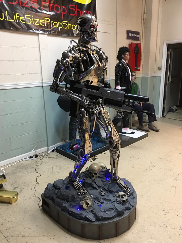 Sideshow Terminator T-800 First Version Endoskeleton