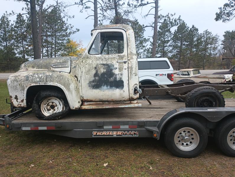 1955 Ford F250 Cab & Chassis