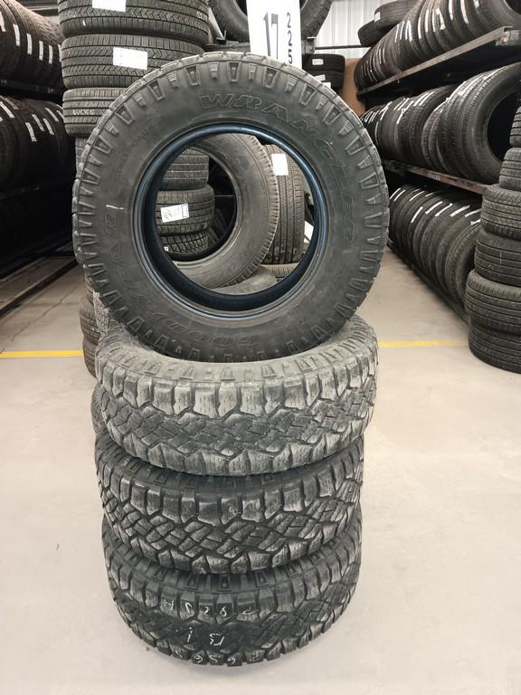 265/65R17 Goodyear Wrangler Duratrac Tires Set of 4