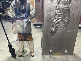 Star Wars Return of the Jedi Princess Leia Boushh and Han Solo In Carbonite