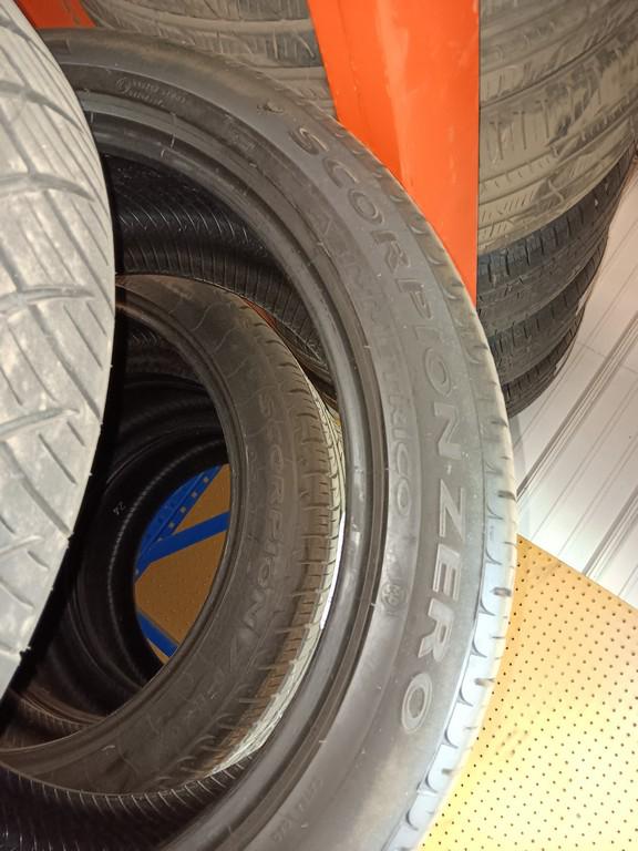 295/40R22 Pirelli Scorpion Zero Tires Set of 4