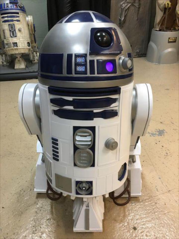 Life Size Star Wars Remote Controlled R2D2