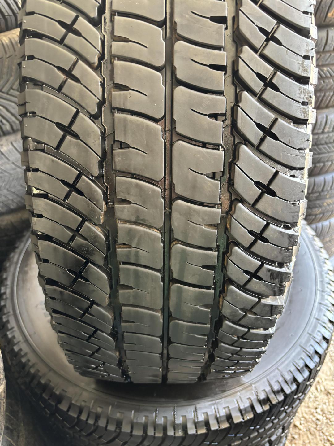 LT275/70r18 Michelin AT2