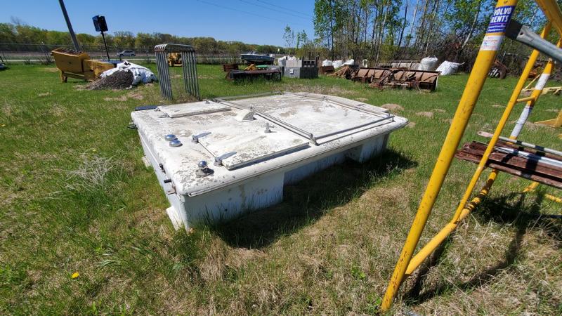 Truck Bed Minnow Tank - Item # 25