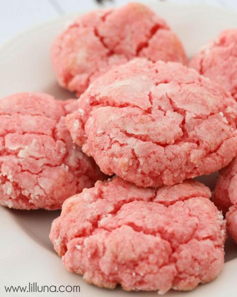 Pink Velvet Cookie