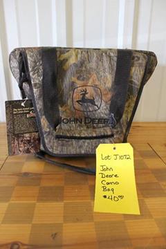 Mossy Oak John Deere Camo Bag - Lot # J1072