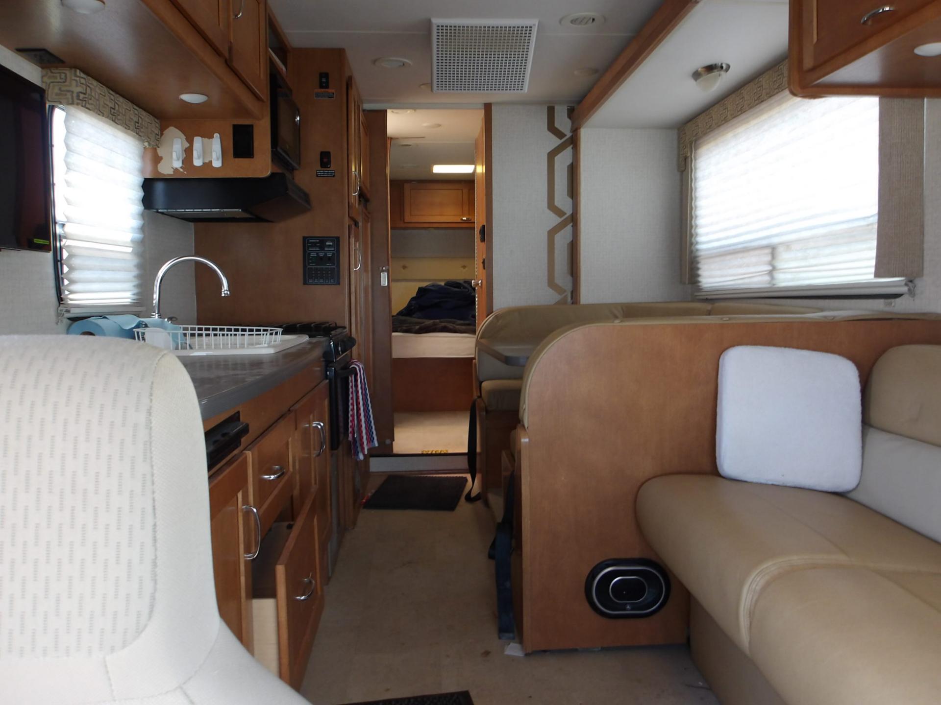 D61 - 2016 Ford E450 ITASCA Motorhome