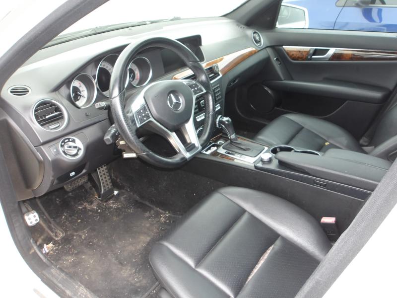 D18 - 2012 Mercedes-Benz