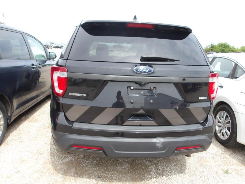 D8 - 2016 Ford Explorer Police