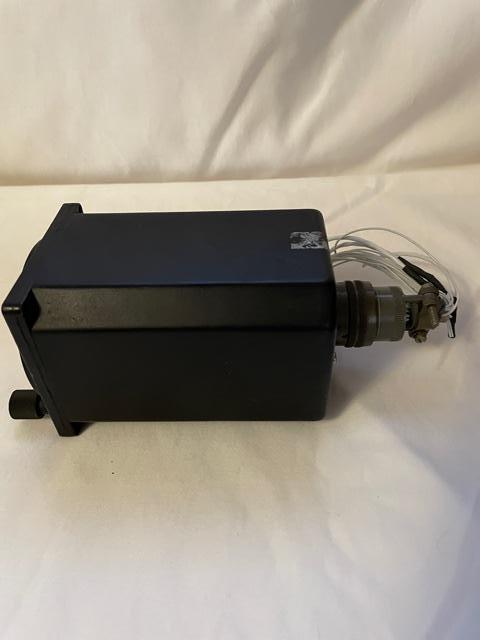 King KNI-520 Navigation Indicator: GPS/VOR/LOC/Glide Slope. 14/28 Volt. Used.