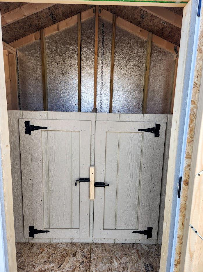 SAVE 25% OFF on this 8x12 PRESIDENTIAL DOG KENNEL - THATS $1,345 OFF!!