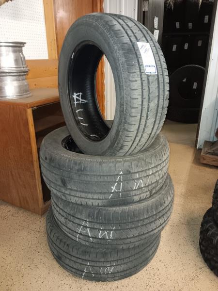 275/55R20 Bridgestone Dueler H/L Tires Set of 4