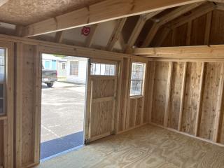 10x16 SIDE LOFTED BARN