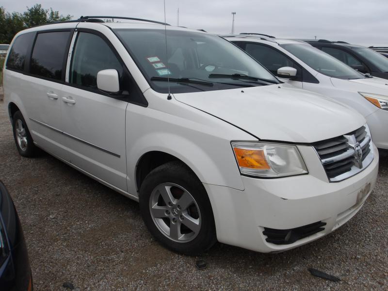 D33 - 2010 Dodge Grand Caravan SXT