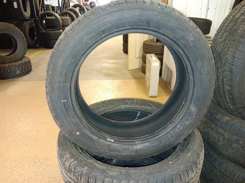 225/55R19 GeoTour Tires Set of 4