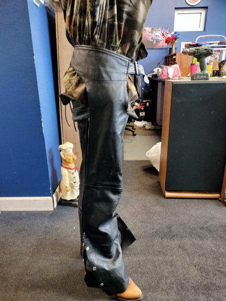 Men's chaps