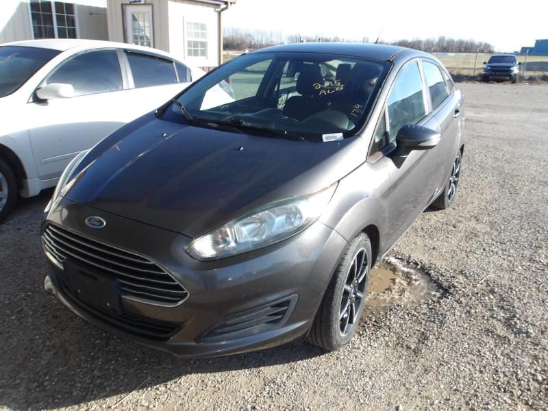 AC6 - 2015 Ford Fiesta SE
