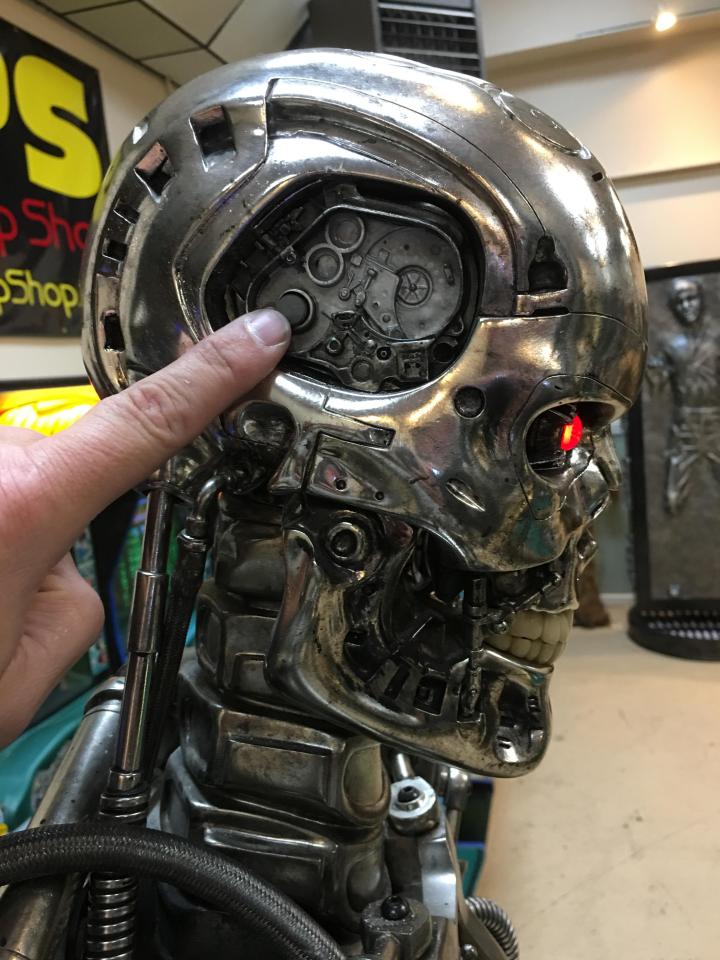 Sideshow Terminator T-800 Second Version Endoskeleton
