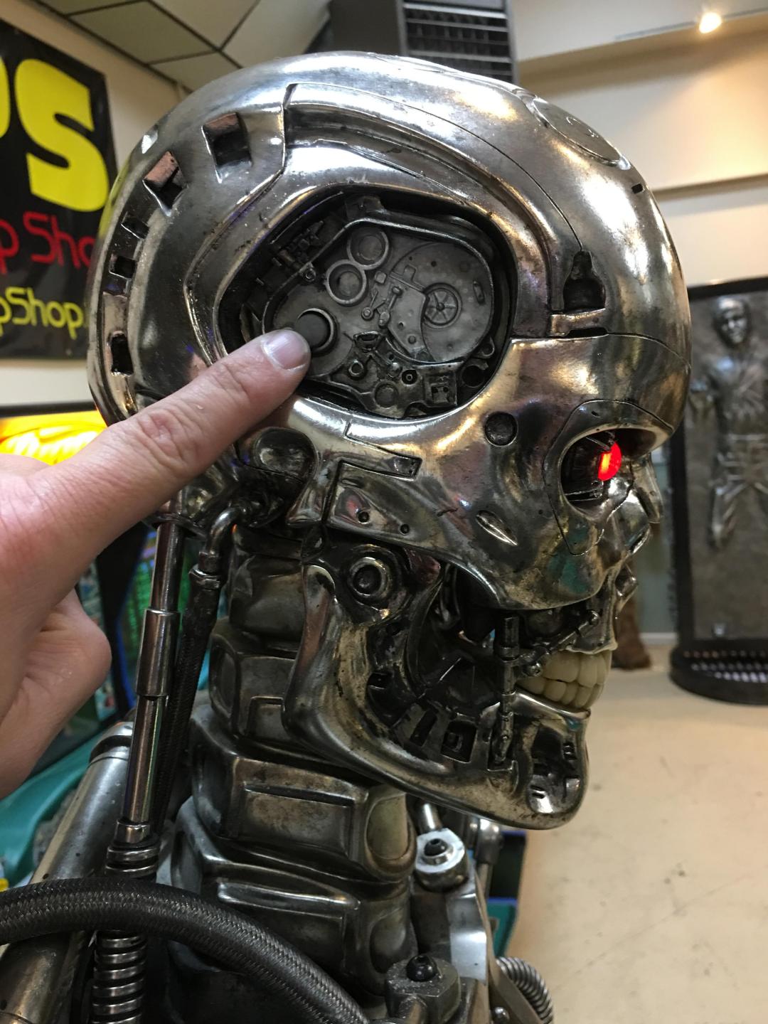Sideshow Terminator T-800 Second Version Endoskeleton