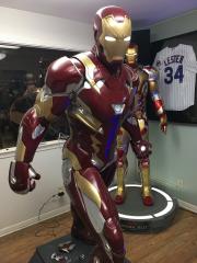 Marvel “Captain America: Civil War” 3 Piece Set War Machine Ironman
