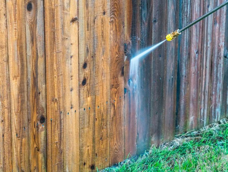 Deck &amp; Fence Restoration