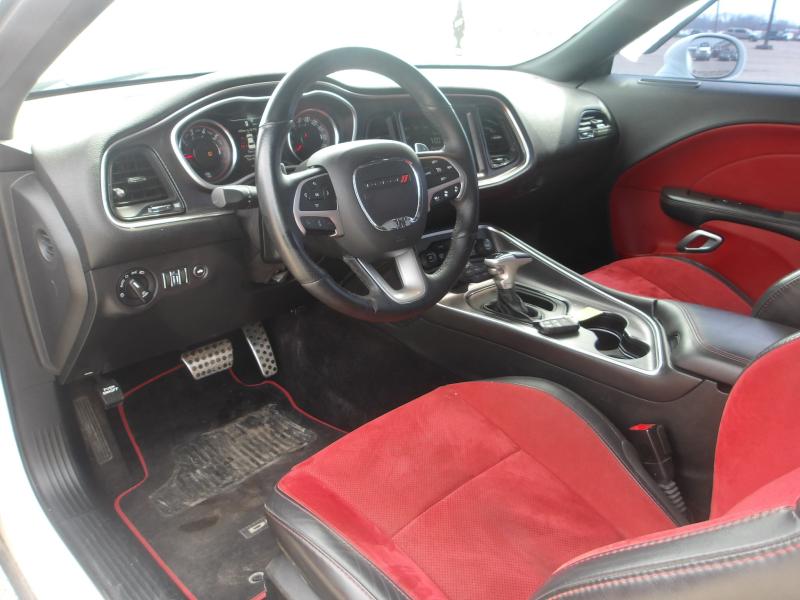 D5 - 2016 Dodge Challenger SRT Scat Pack