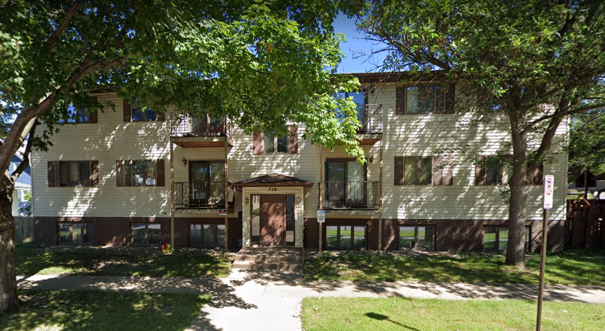 718 W 12th Street