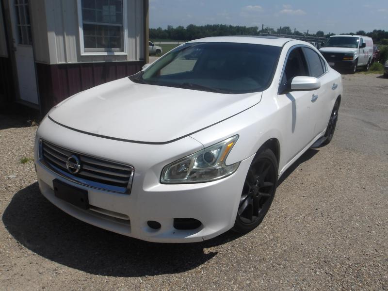 A157 - 2012 Nissan Maxima