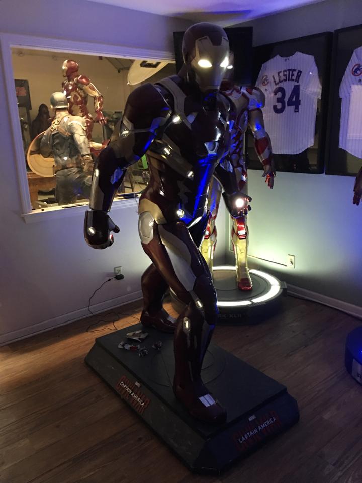 Marvel “Captain America: Civil War” 3 Piece Set War Machine Ironman