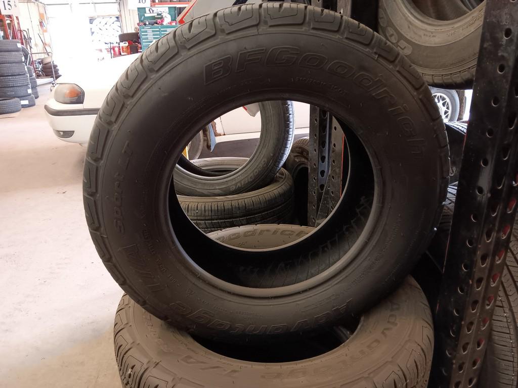 215/70R16 BFGoodrich Advantage T/A Sport Tires Set of 4