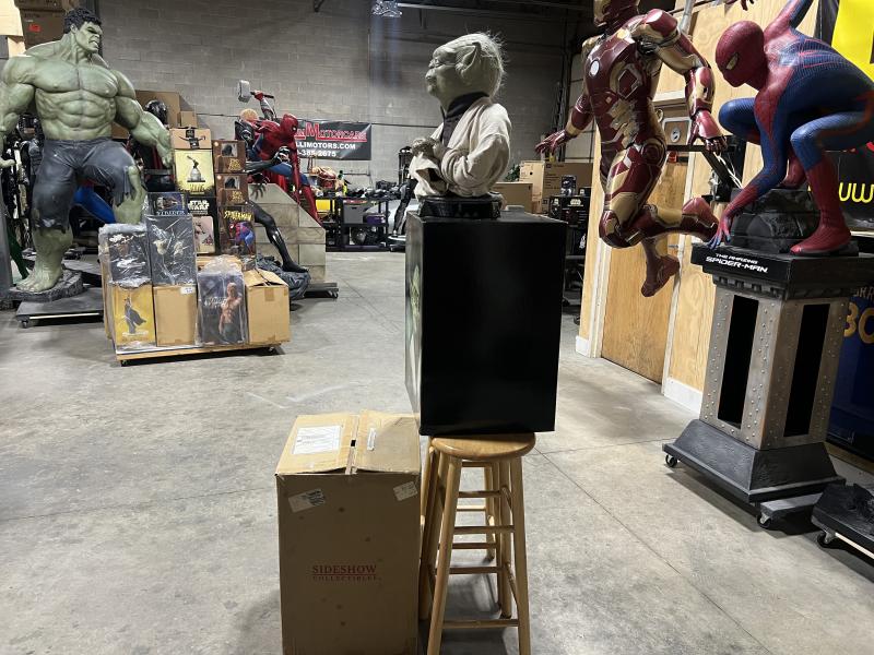 Life Size Sideshow Star Wars Yoda Bust
