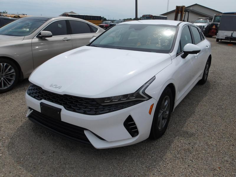D9 - 2023 Kia K5 LXS
