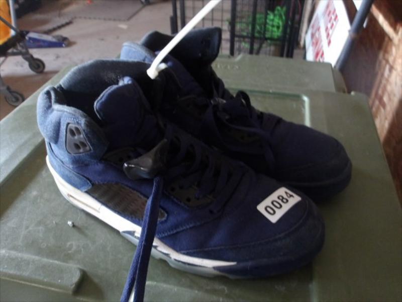 84  Illinois State Police Personal Property