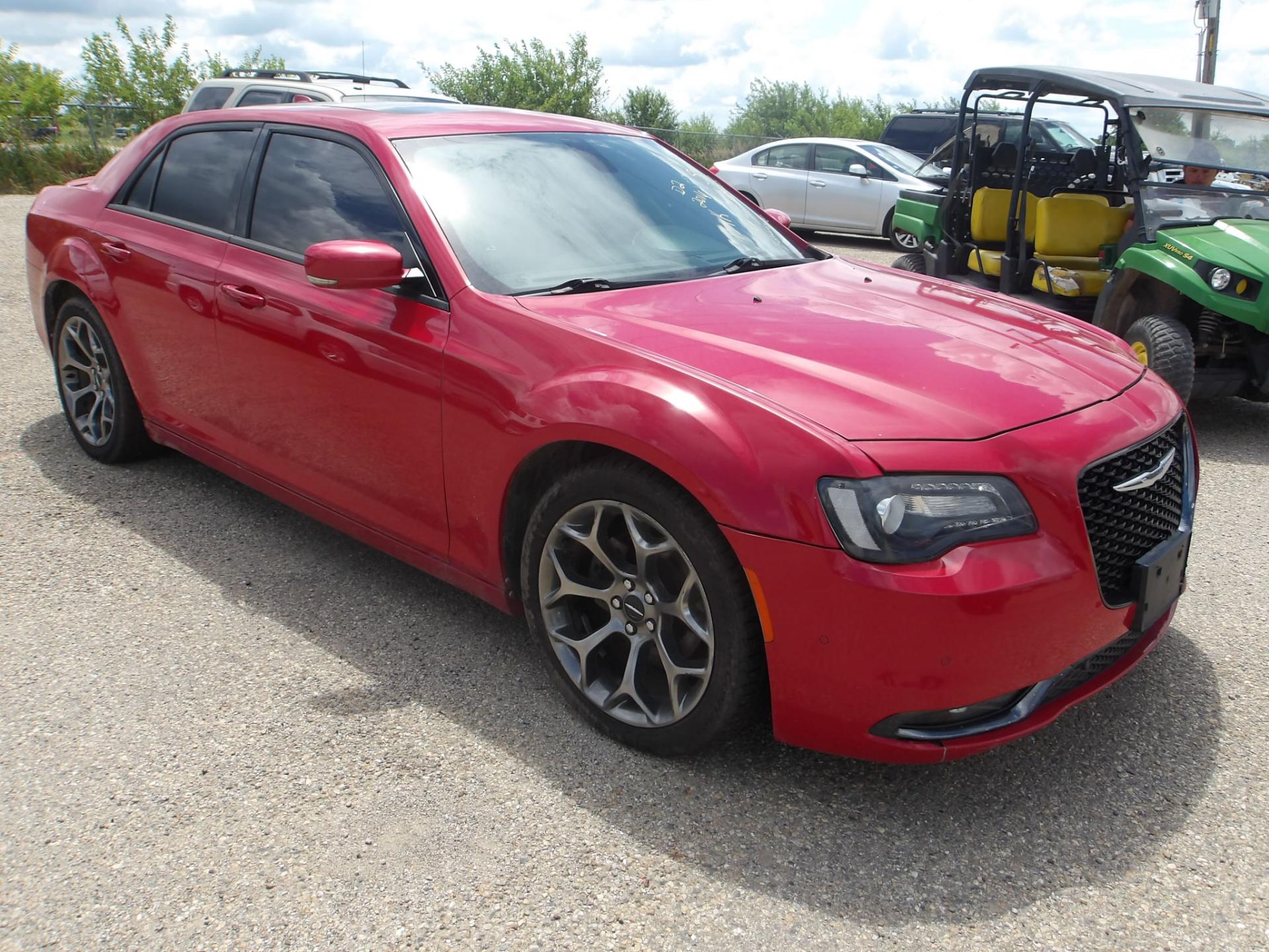 D2 - 2016 Chrysler 300S