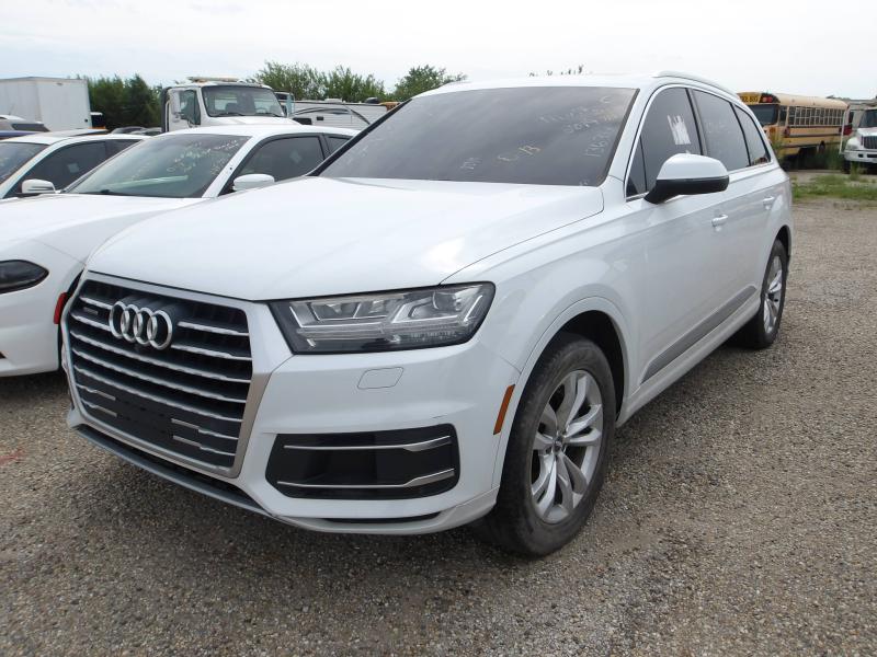 D13 - 2019 Audi Q7 Premium Plus