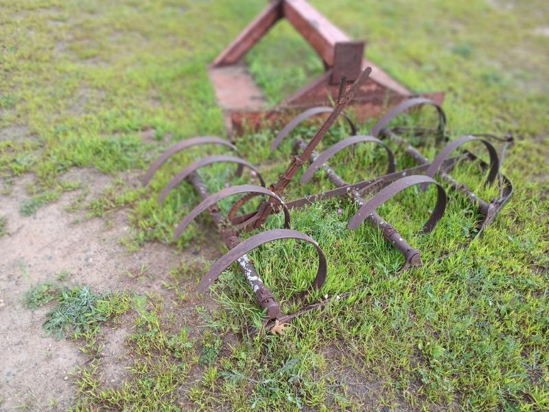 Pull Behind Garden Tiller with Hitch - Item # 56