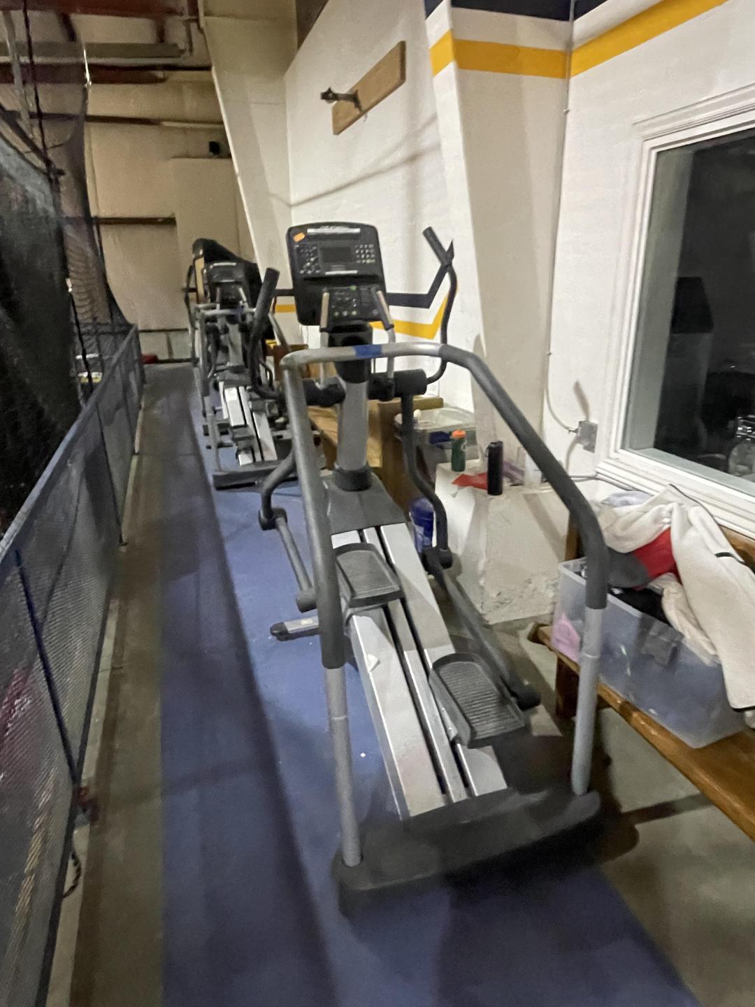 Elliptical - Life Fitness Integrity Series CLSX Elliptical Cross-Trainer