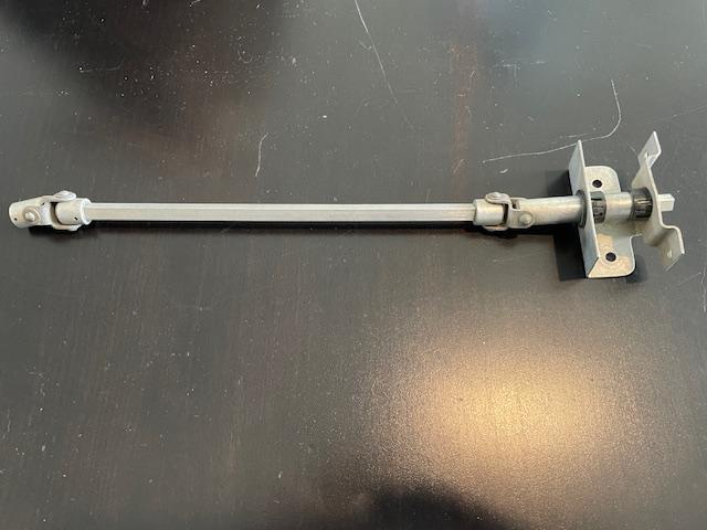 Cessna 172N Fuel Selector Valve Shaft & Bracket Assembly. Used.