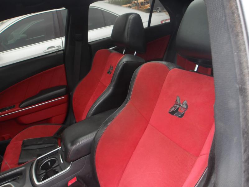 D20 - 2011 Chrysler Limited