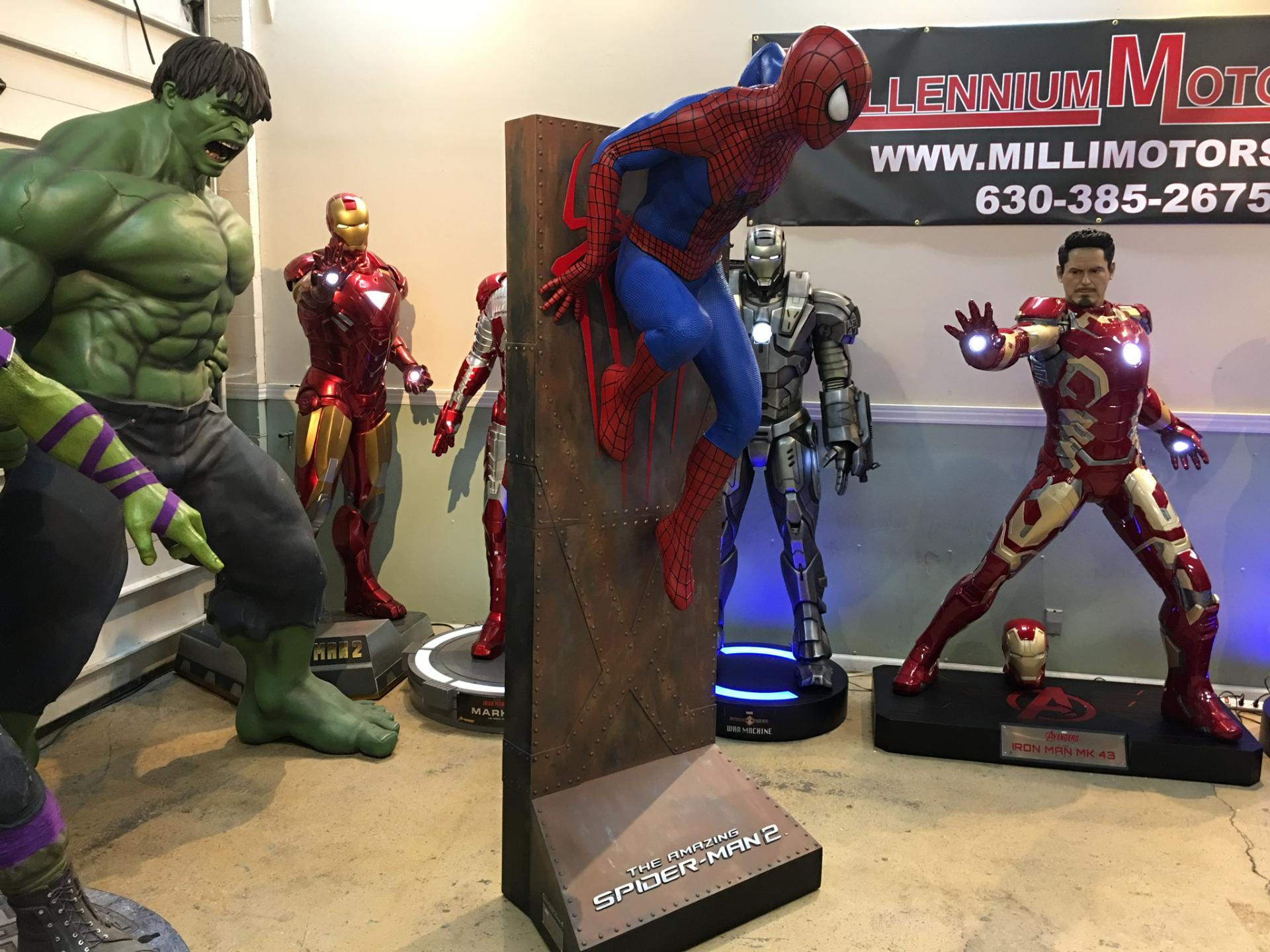 Life Size Marvel Amazing Spiderman 2 with Background Wall