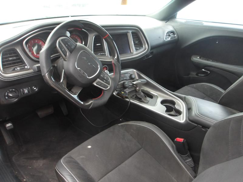 D1 - 2015 Dodge Challenger SXT
