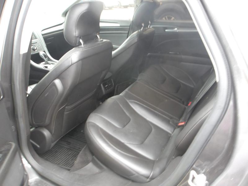 D11 - 2015 Ford Fusion Titanium